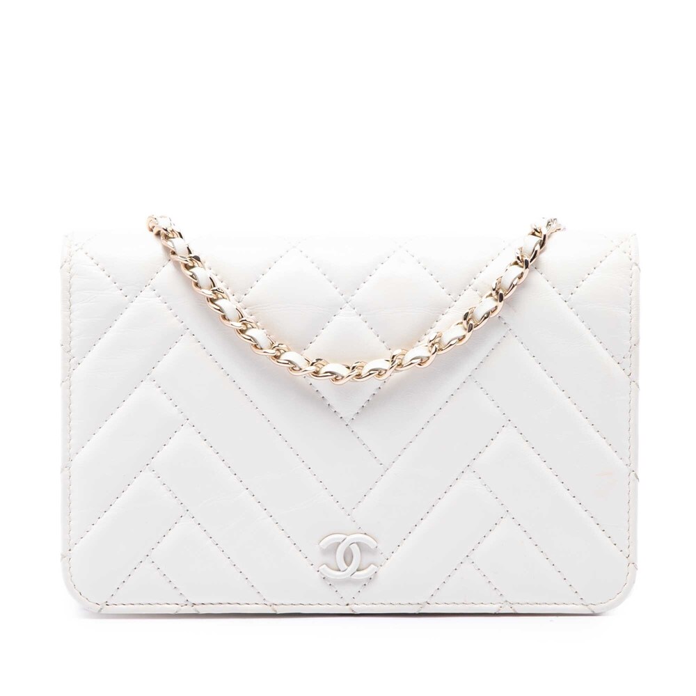 Pre-Loved Chanel CC Crinkled Chevron Calfskin Wallet On Chain